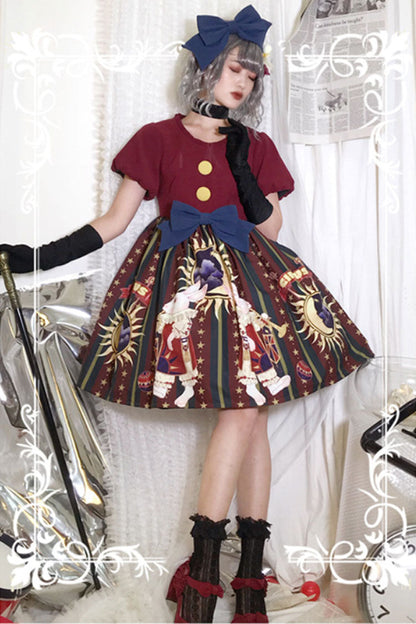 Finely Styled Dress with a Classic Vintage Look
