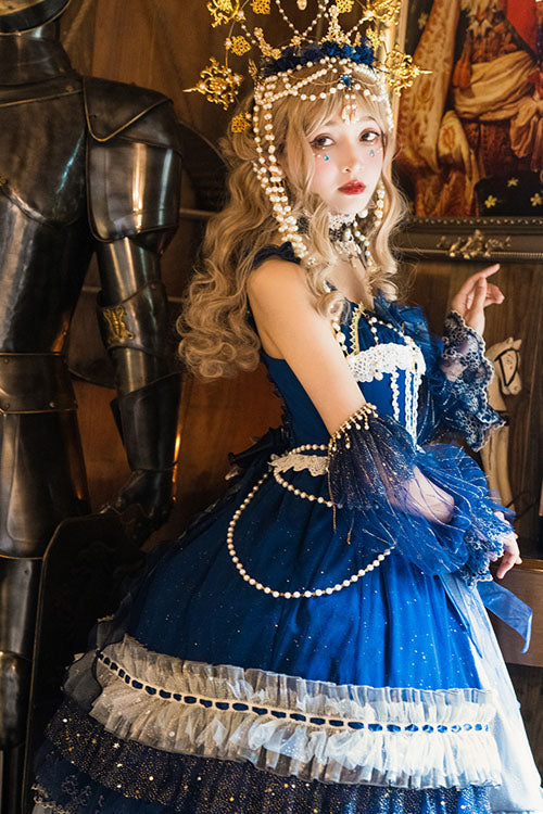 Subtly Elegant Dress with a Refined Vintage Look
