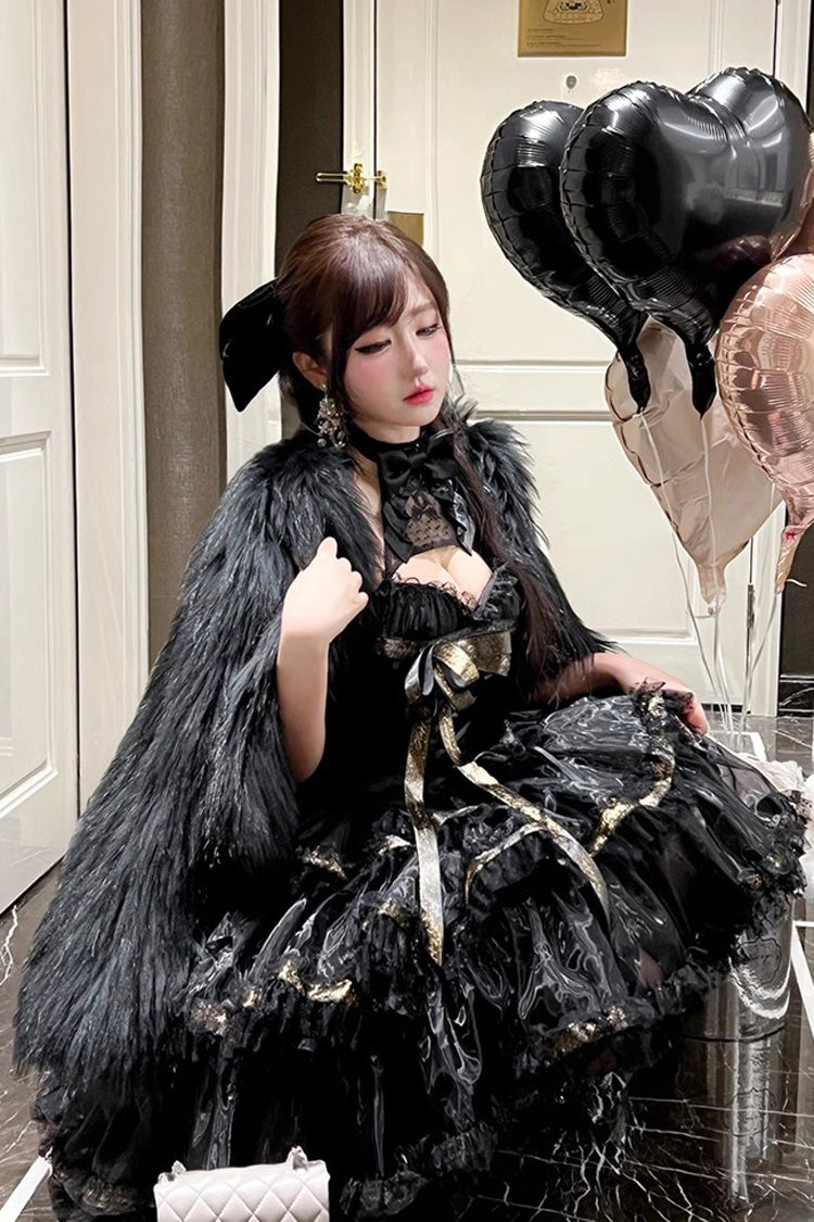 Finely Styled Dress with a Classic Vintage Look