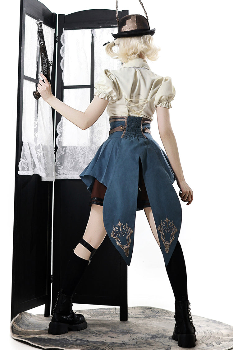 Finely Styled Garment with a Classic Vintage Look