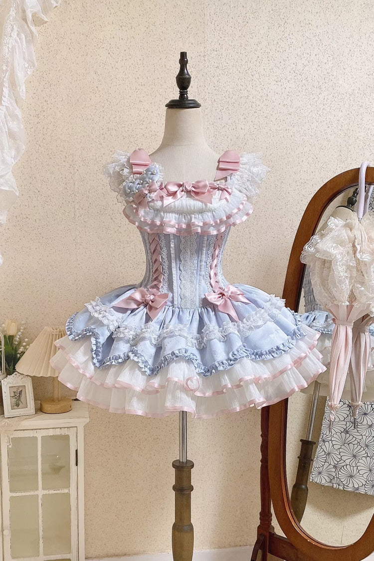 Finely Styled Dress with a Classic Vintage Look