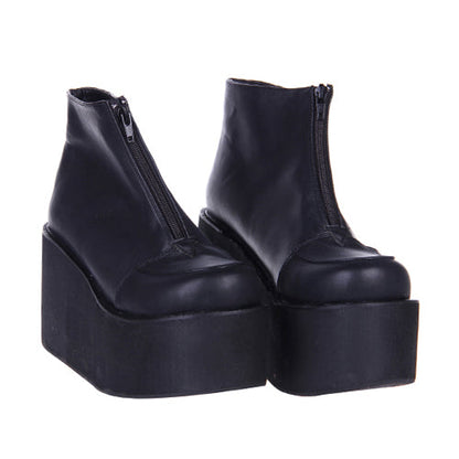Finely Styled Boots with a Classic Vintage Look