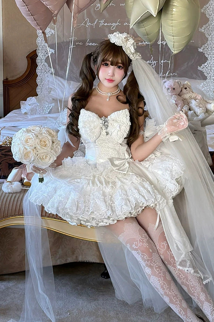 Subtly Elegant Dress with a Refined Vintage Look