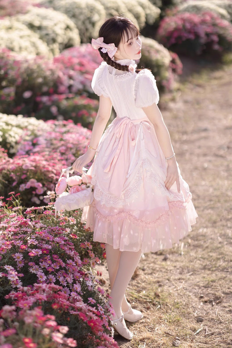 Subtly Elegant Dress with a Refined Vintage Look