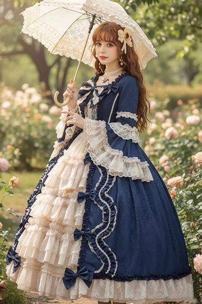 Subtly Elegant Dress with a Refined Vintage Look