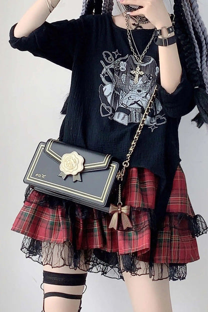 Finely Styled Bag with a Classic Vintage Look