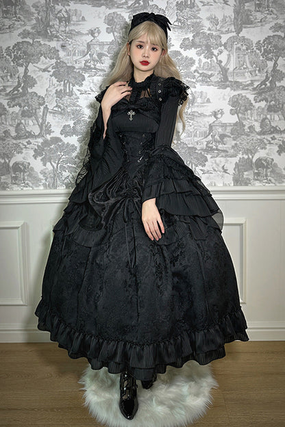 Finely Styled Dress with a Classic Vintage Look