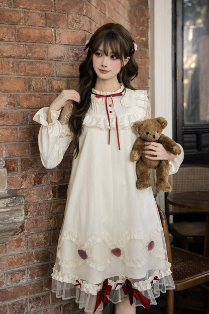 Effortlessly Elegant Dress with a Timeless Design
