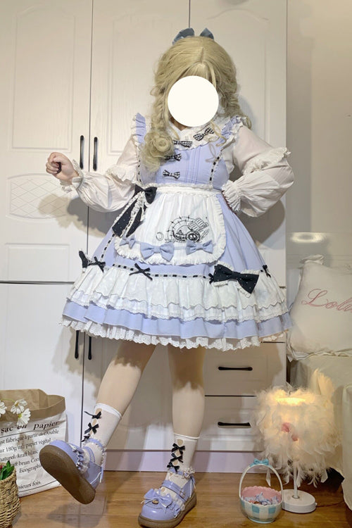 Finely Styled Dress with a Classic Vintage Look