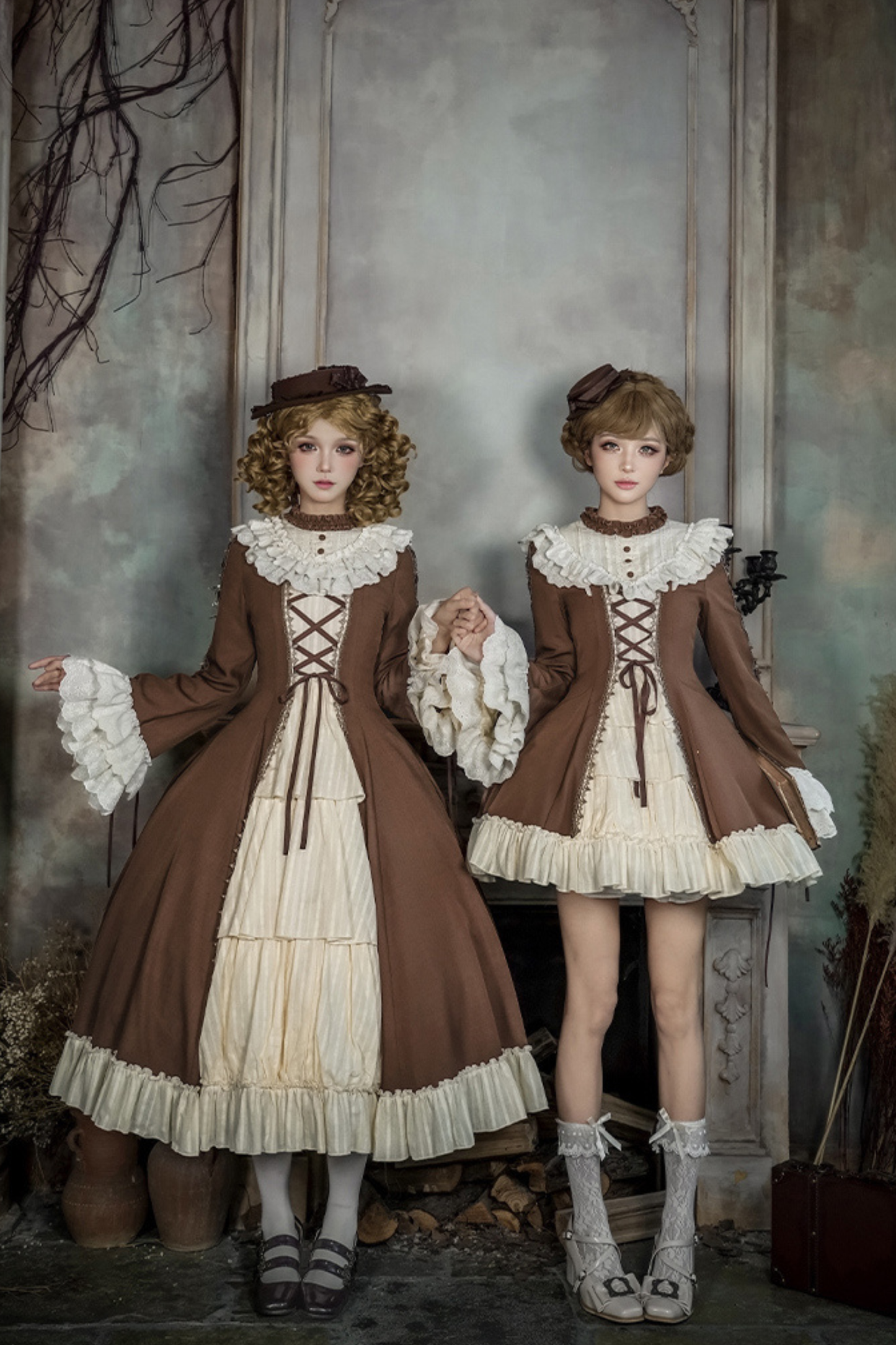 Lace Stand Collar Flared Sleeve Twin Doll Lolita Dress + Collar + Hat