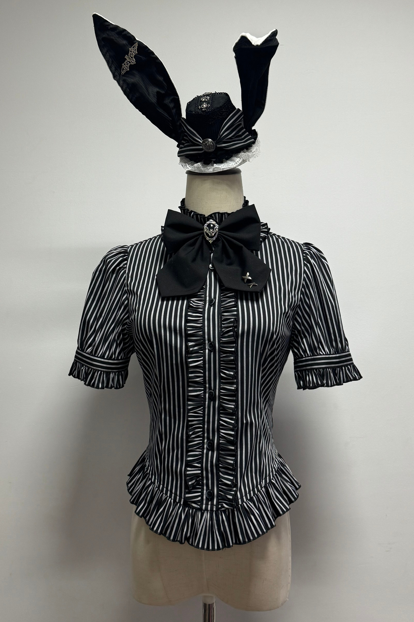 [pre-order Deadline: March 20] Rabbit Gothic Vampire Lolita Skirt + Striped Shirt + Hat