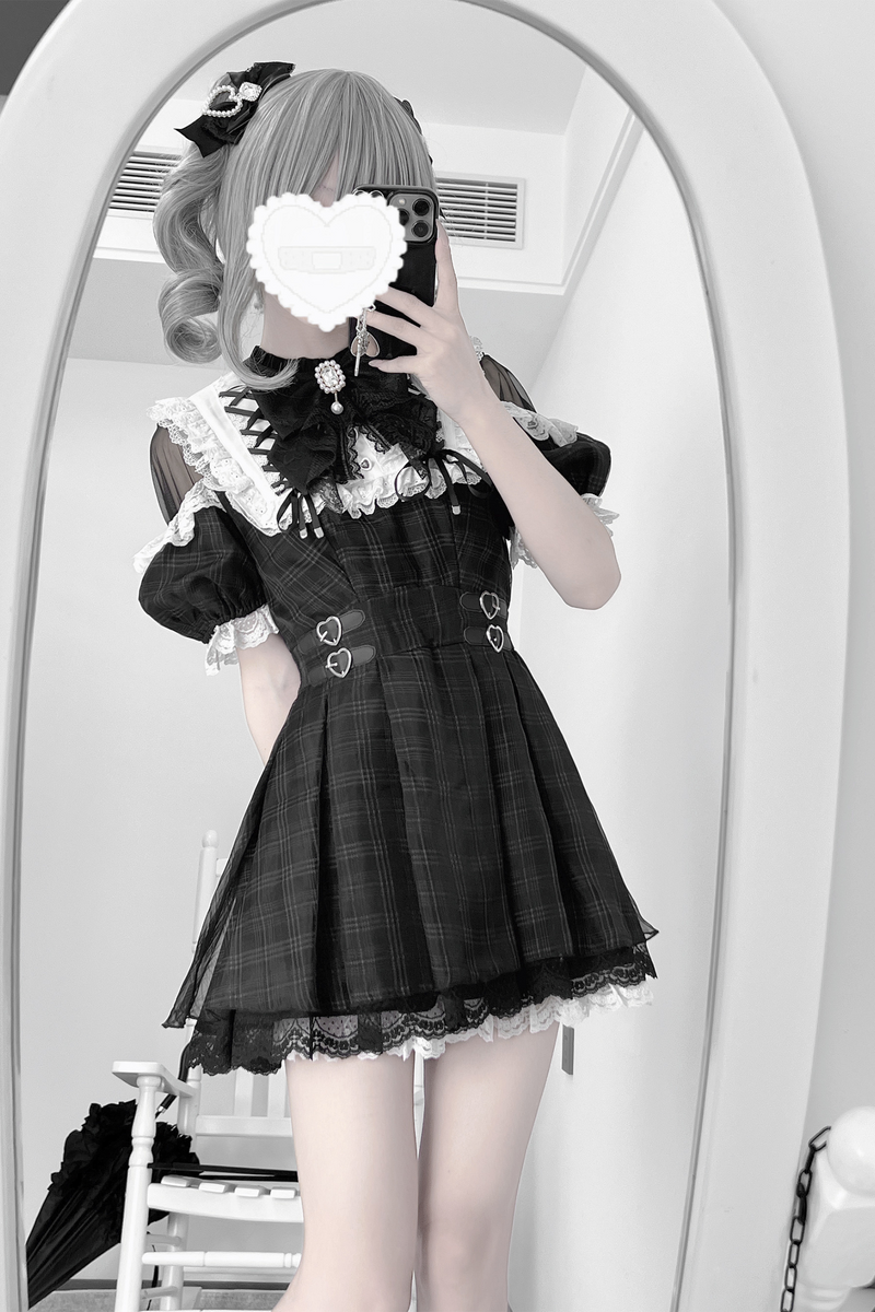 [pre-order] Angel Heart Checkered Dark Kawaii Dress