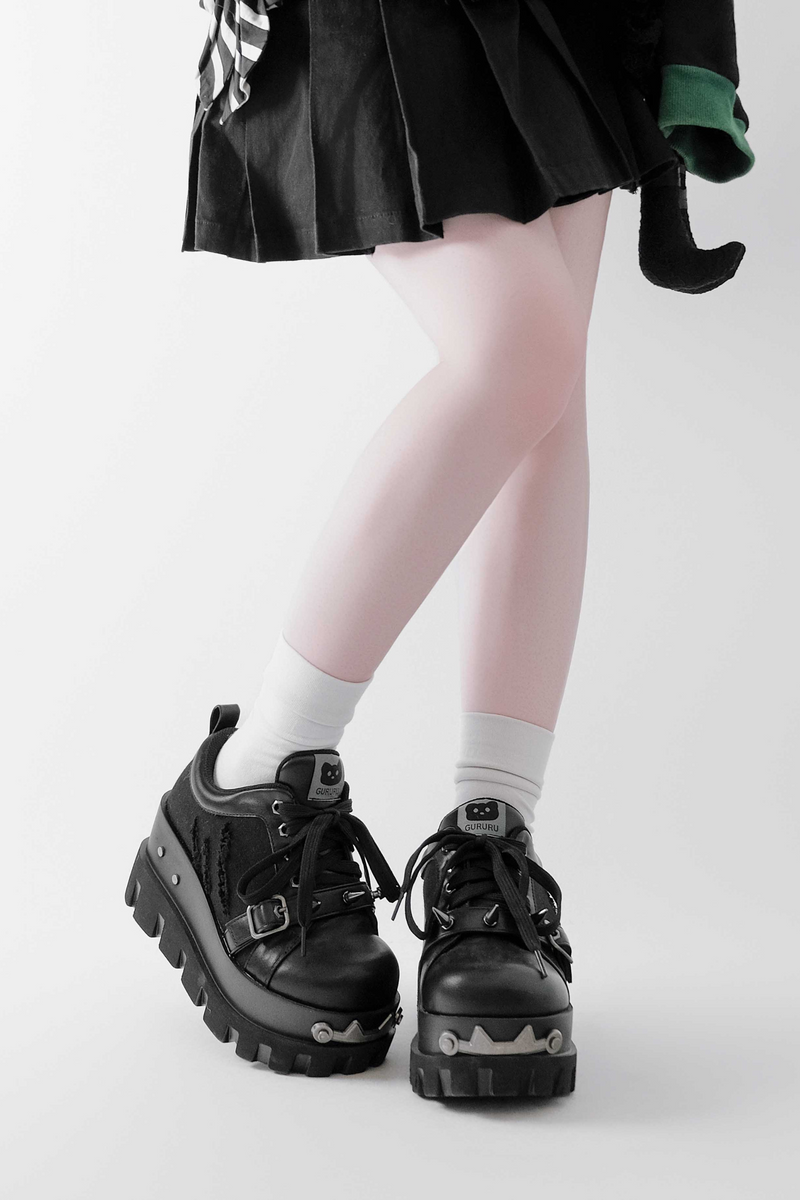 Y2k Subculture Rivet Platform Sneakers
