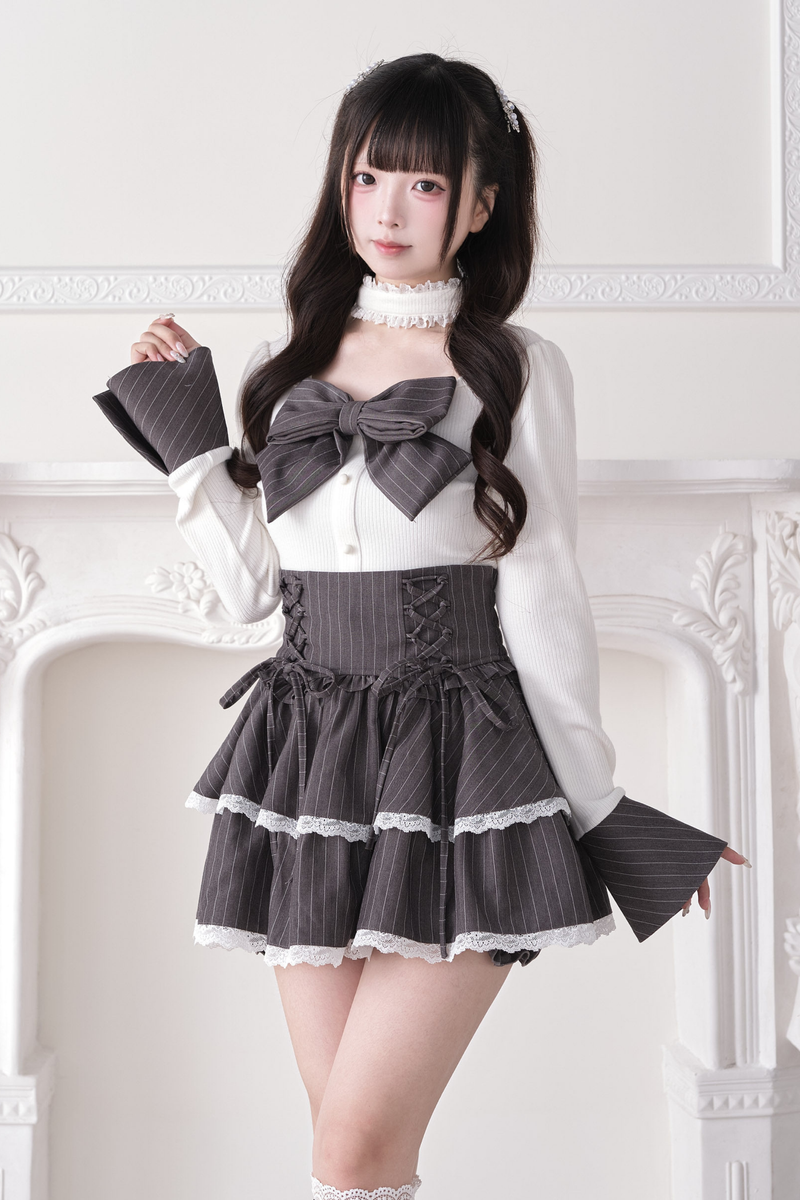 Ribbon Choker Knit Top