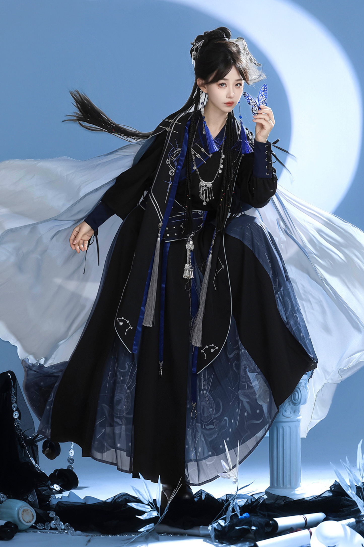 Dark Chinese-style Hooded Top + Belt + Cape + Necklace + Skirt
