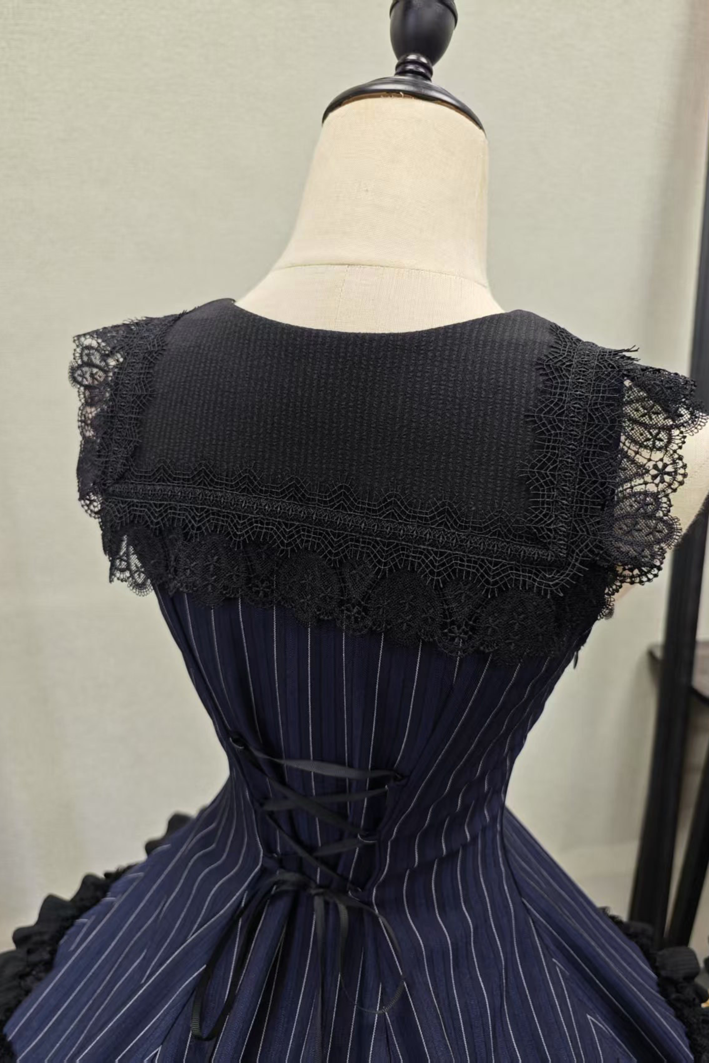 Slim-fit Gothic Lolita Jumper Skirt + Jacket