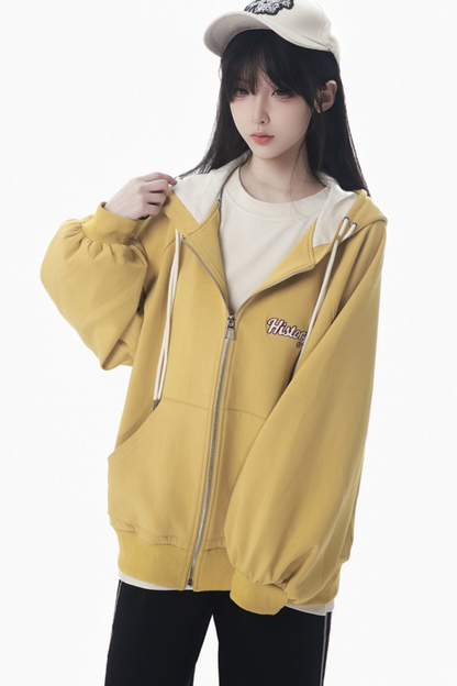Creamy Jacket + T-shirt + Hooded Sweatshirt + Sweatpants
