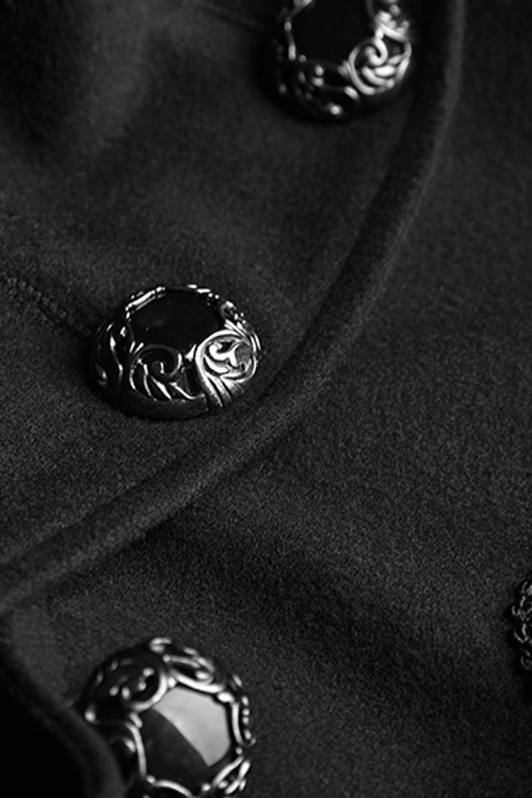 Beautifully Finished Coat in a Timeless Design