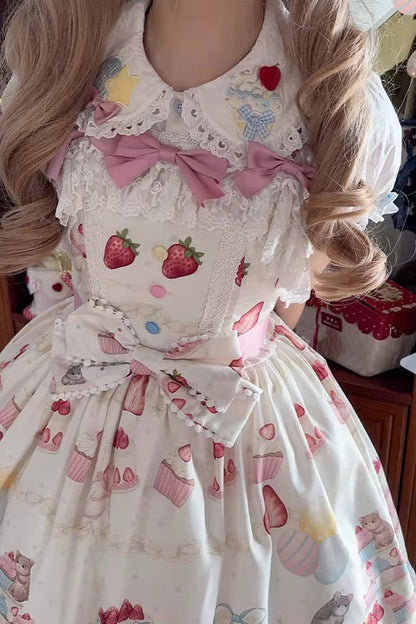 Classic Vintage Dress with a Flattering Fit