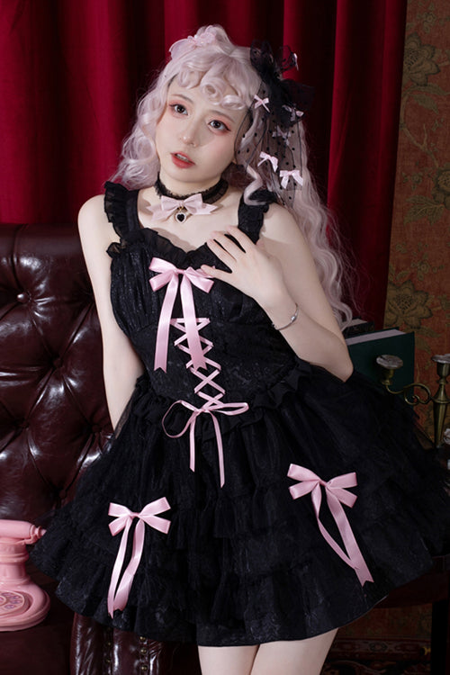 Subtly Elegant Dress with a Refined Vintage Look
