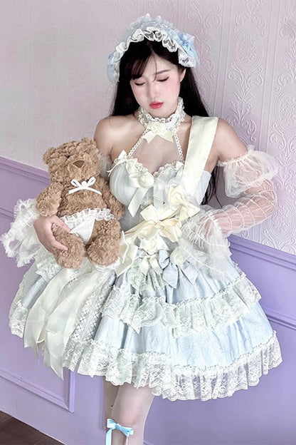 Finely Styled Dress with a Classic Vintage Look