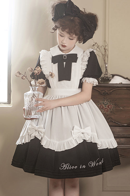 Finely Styled Dress with a Classic Vintage Look