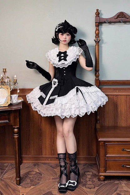 Beautifully Crafted Dress in a Classic Style