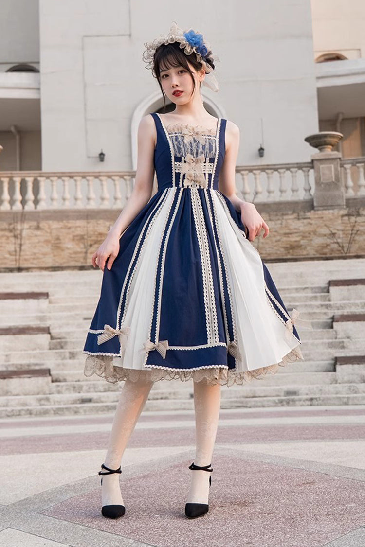 Finely Styled Dress with a Classic Vintage Look
