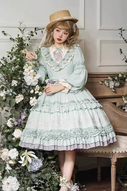 Vintage Style Dress with a Modern Fit