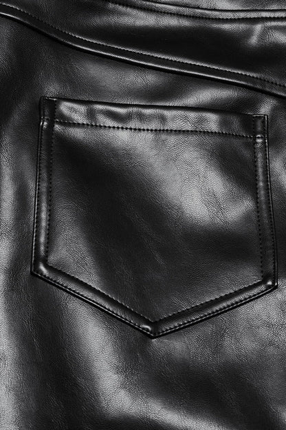 Casually Elegant Pants with a Refined Edge