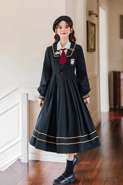Beautifully Crafted Dress in a Classic Style