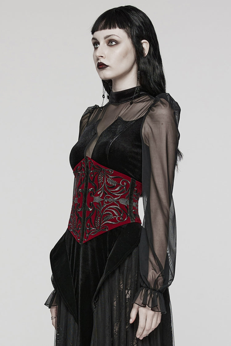 Finely Styled Garment with a Classic Vintage Look