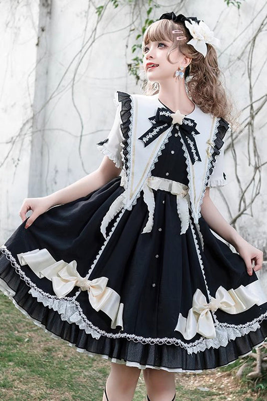 Sophisticated Dress with a Clean Classic Look