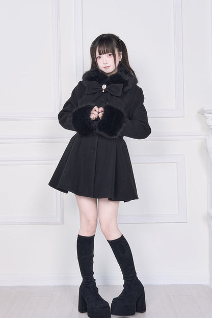 Casually Elegant Coat with a Refined Edge