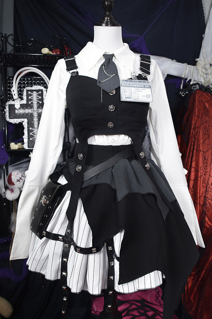 Classic Vintage Garment with a Flattering Fit