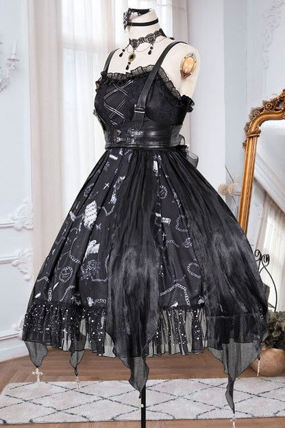 Finely Styled Dress with a Classic Vintage Look