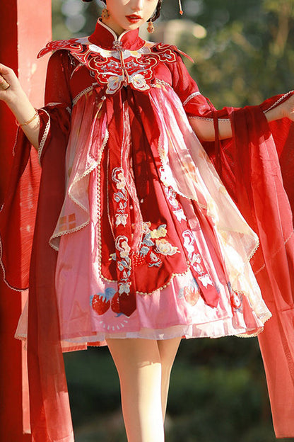 Beautifully Crafted Dress in a Classic Style