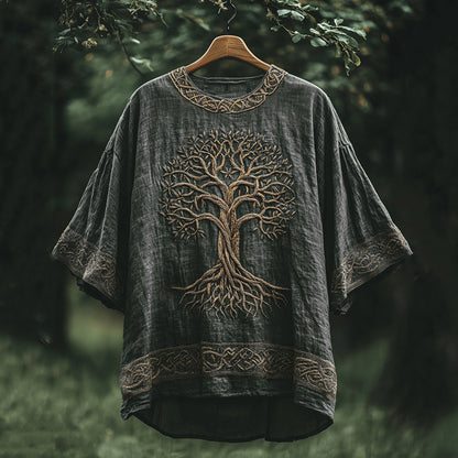 Effortlessly Elegant T-Shirt with a Timeless Design