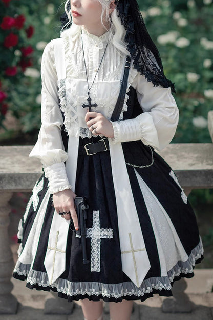 Subtly Elegant Dress with a Refined Vintage Look