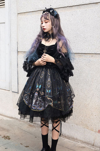 Subtly Elegant Dress with a Refined Vintage Look