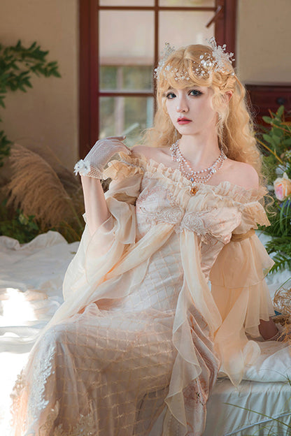 Classic Designed Dress in a Timeless Cut