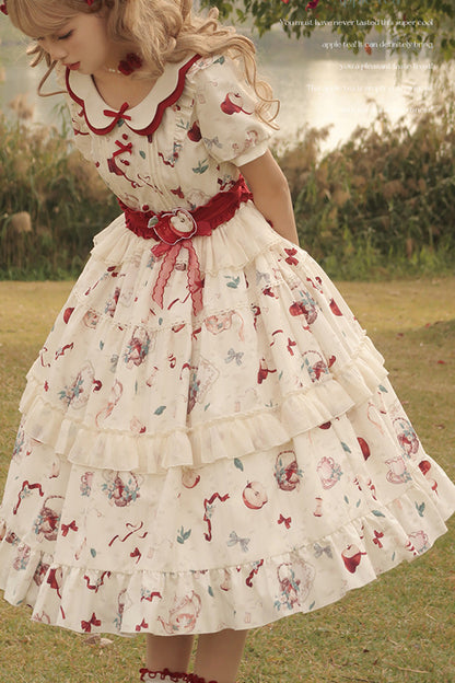Classic Vintage Dress with a Flattering Fit