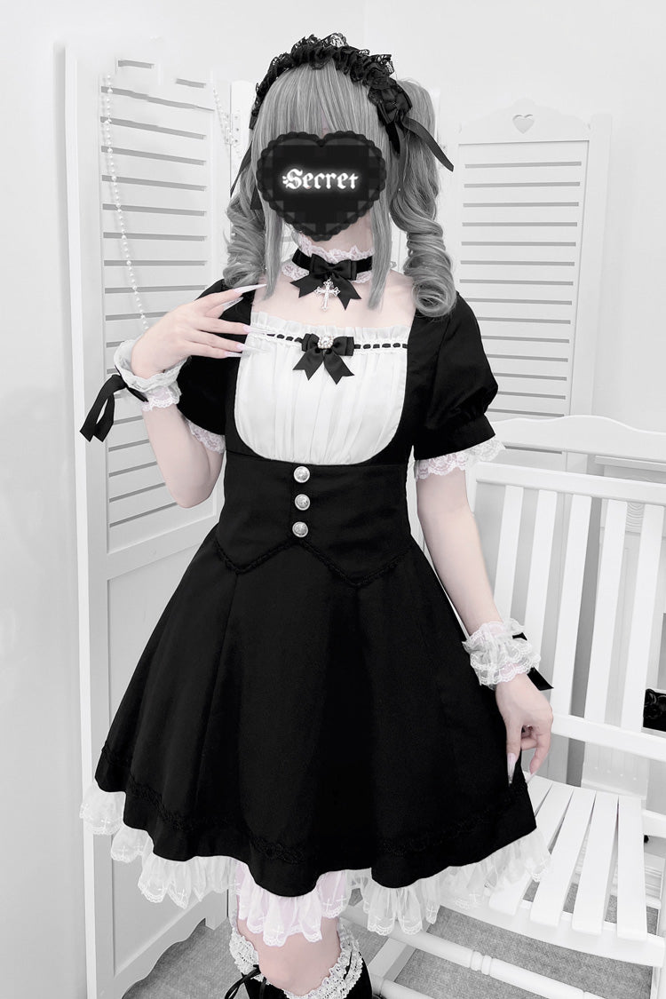 Finely Styled Dress with a Classic Vintage Look