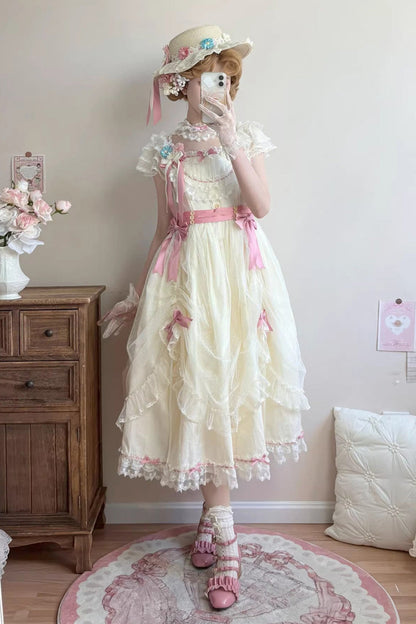 Beautifully Crafted Dress in a Classic Style