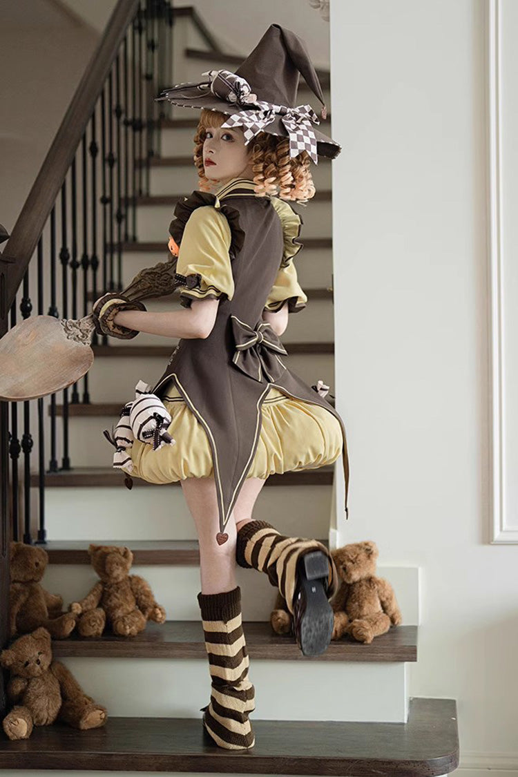 Finely Styled Dress with a Classic Vintage Look