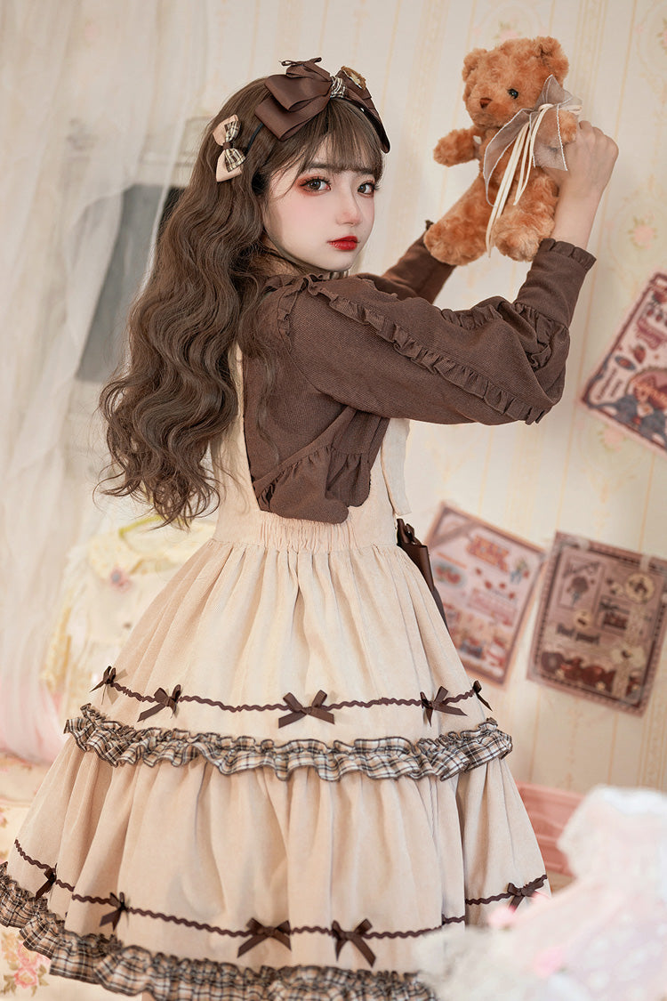 Finely Styled Dress with a Classic Vintage Look