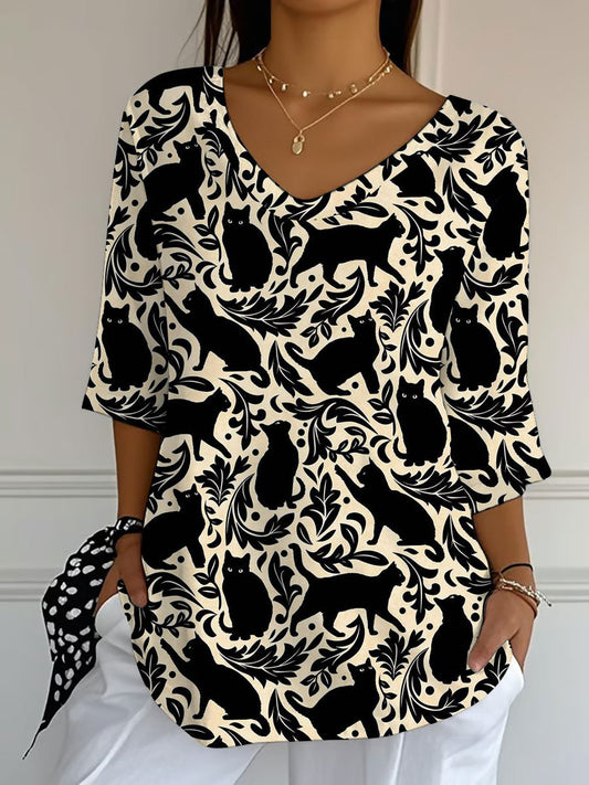 Casually Elegant T-Shirt with a Refined Edge