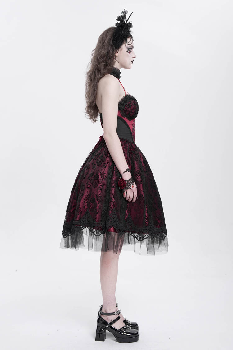 Finely Styled Dress with a Classic Vintage Look