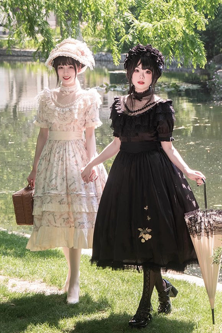 Finely Styled Dress with a Classic Vintage Look