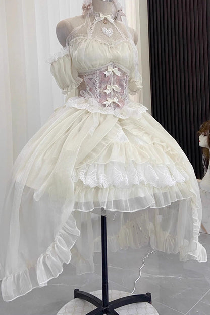 Finely Styled Dress with a Classic Vintage Look